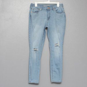 Universal Thread mid rise curvy skinny light wash distressed jeans